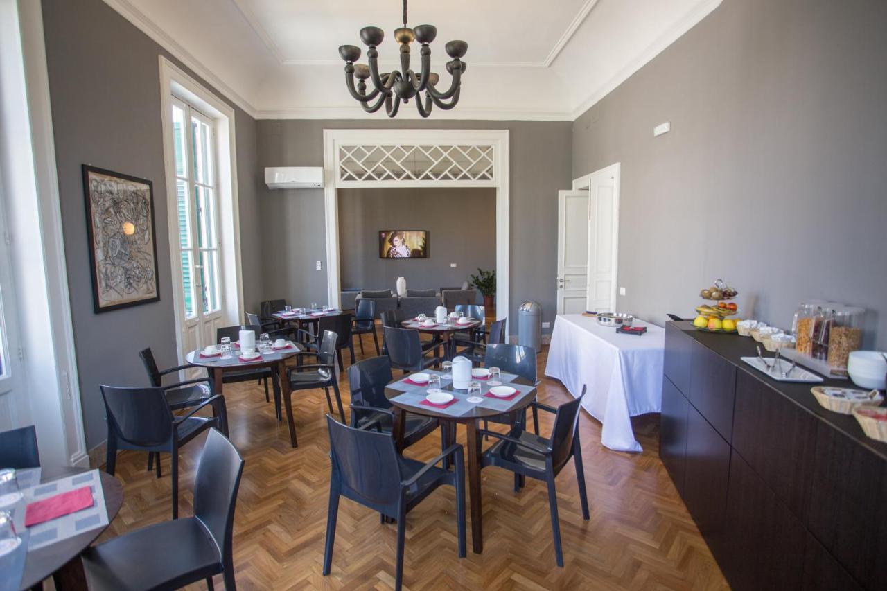 Bed and Breakfast Re Vittorio De Luxe Мессіна Екстер'єр фото